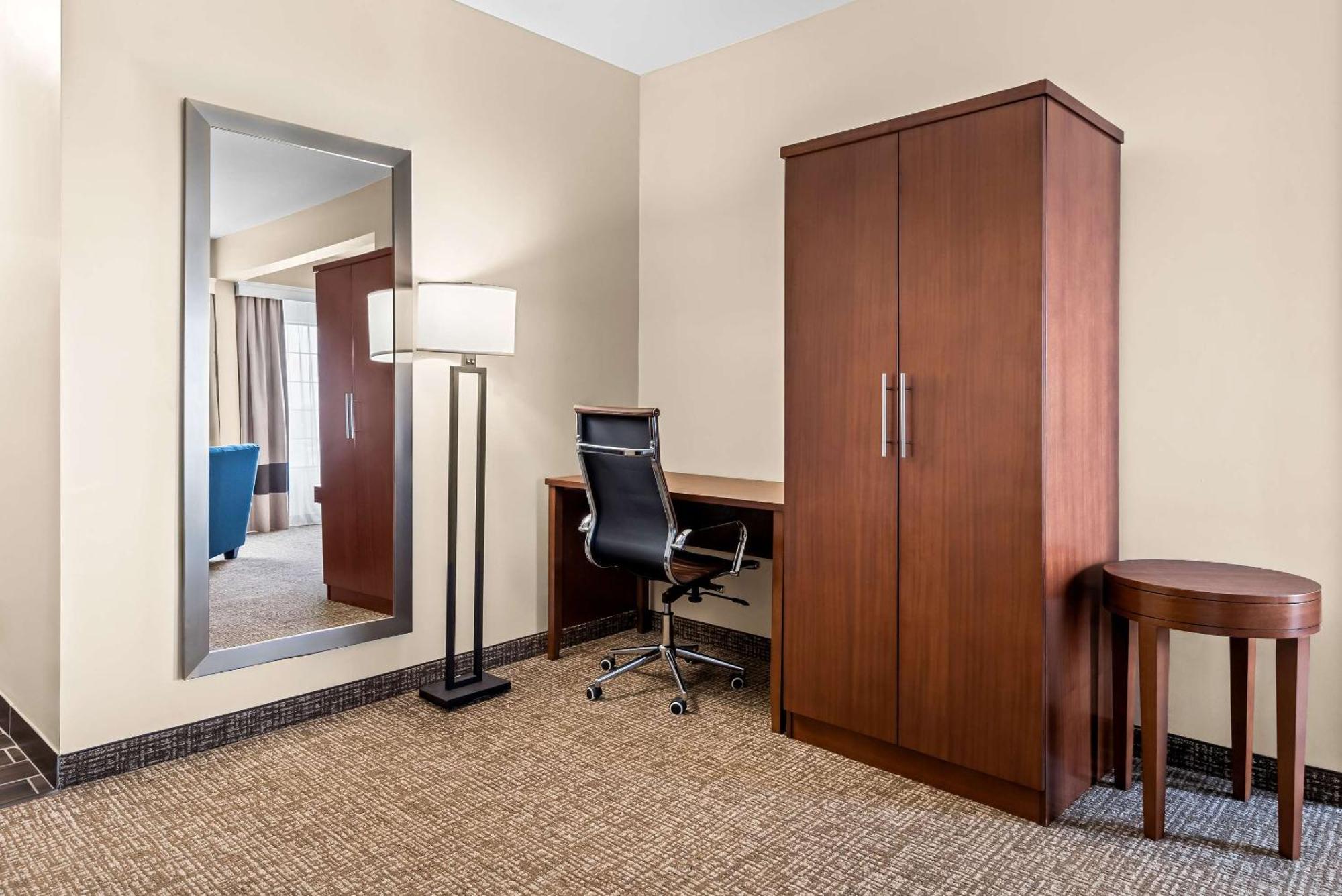 Comfort Suites Near Camp Lejeune Jacksonville Exterior foto